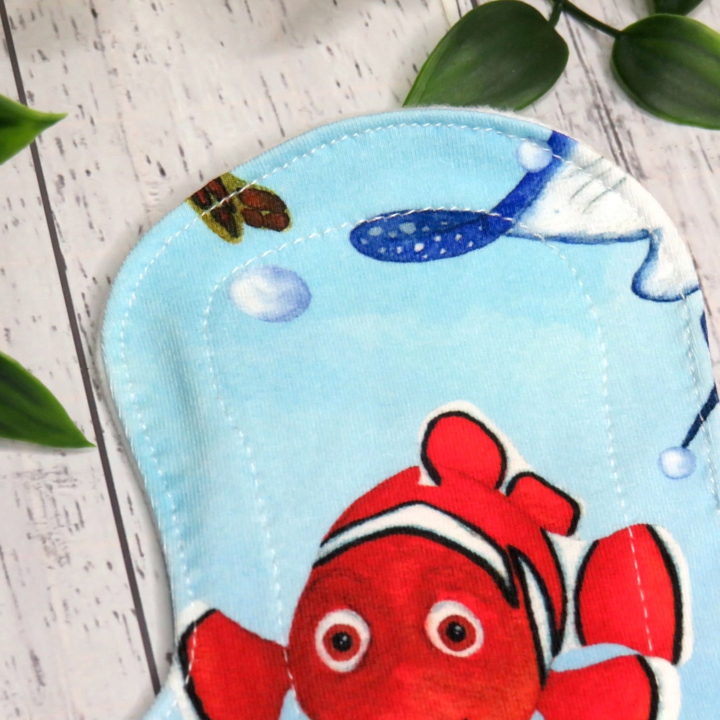 Fish are Friends - Moderate Cloth Pad - 10 Inch - Cotton Lycra