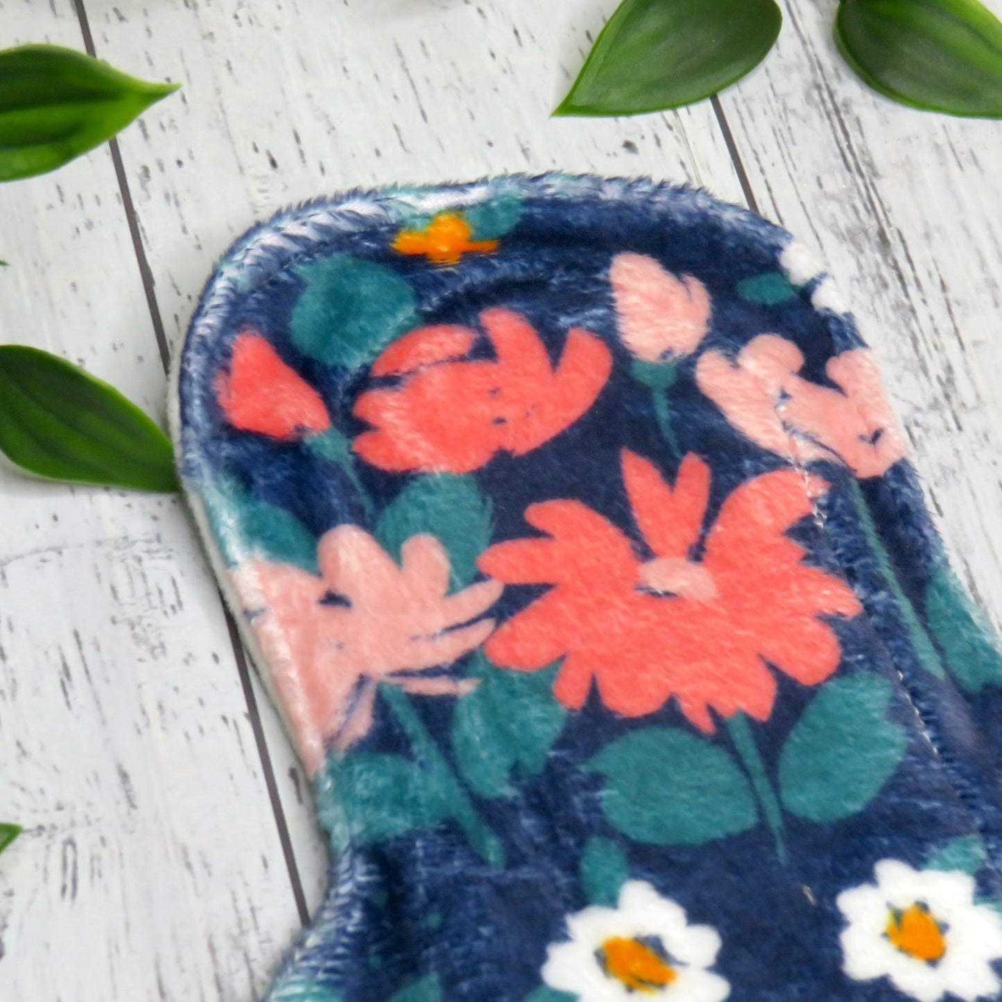 Ali's Floral - Heavy Cloth Pad - 10 Inch - Minky