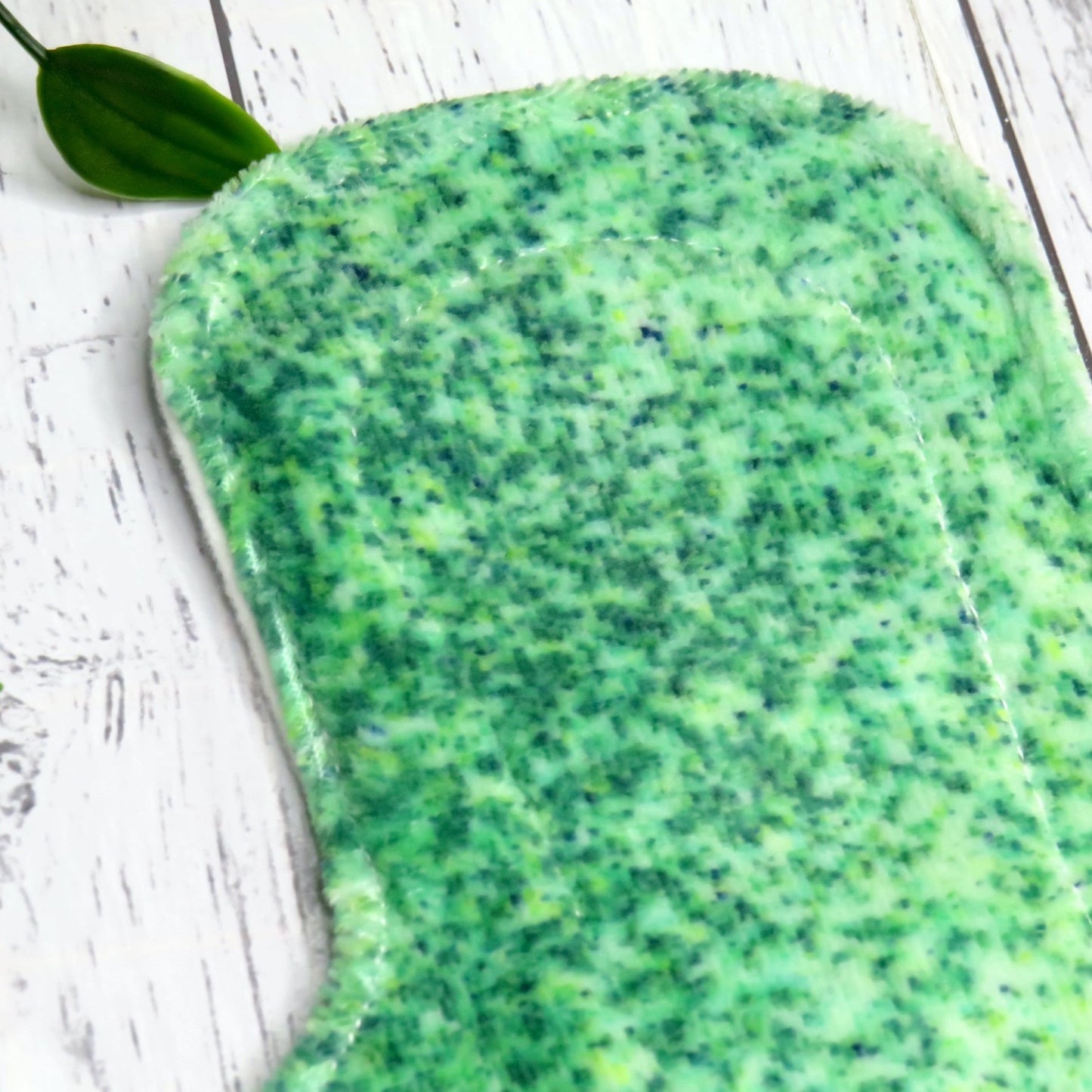 Green Confetti - Heavy Cloth Pad - 10 Inch - Velour