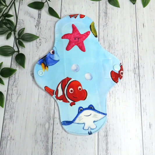 Fish are Friends - Moderate Cloth Pad - 8 Inch - Cotton Lycra