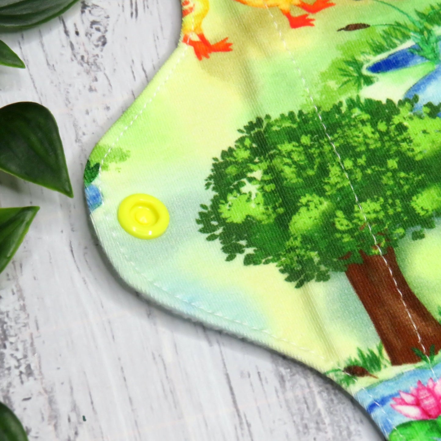 Pond Days - Moderate Cloth Pad - 8 Inch - Cotton Lycra