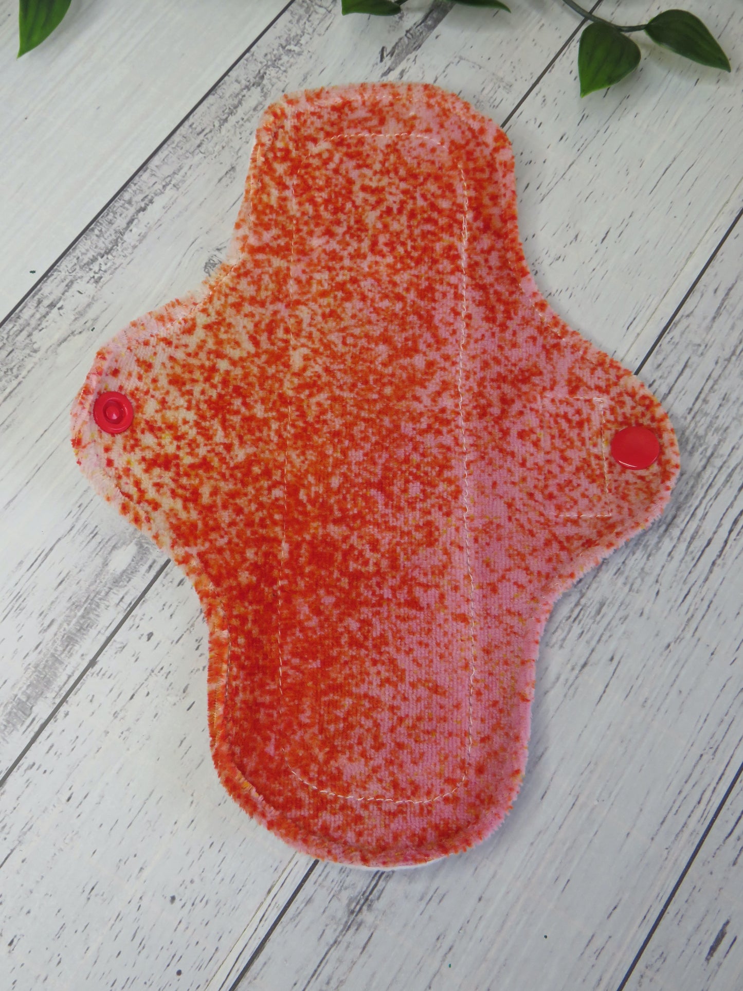 Red Confetti - Moderate Cloth Pad - 8 Inch - Velour